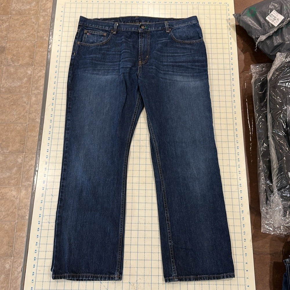 Tommy Hilfiger Blue Denim Bootcut men’s Jeans size 40/32 - Picture 5 of 5